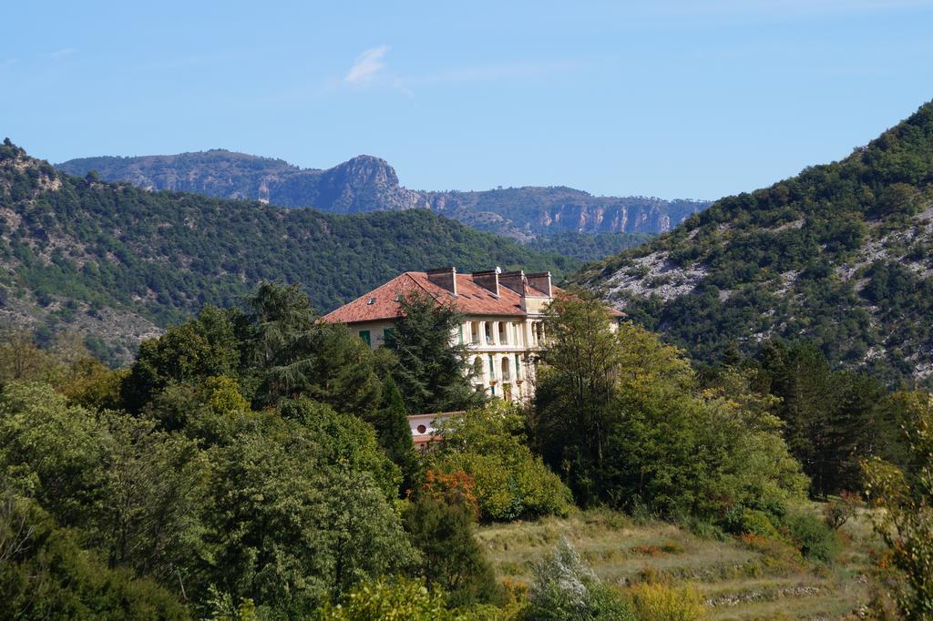 Studio De Charme-Le Palais Du Golf Sospel Bagian luar foto